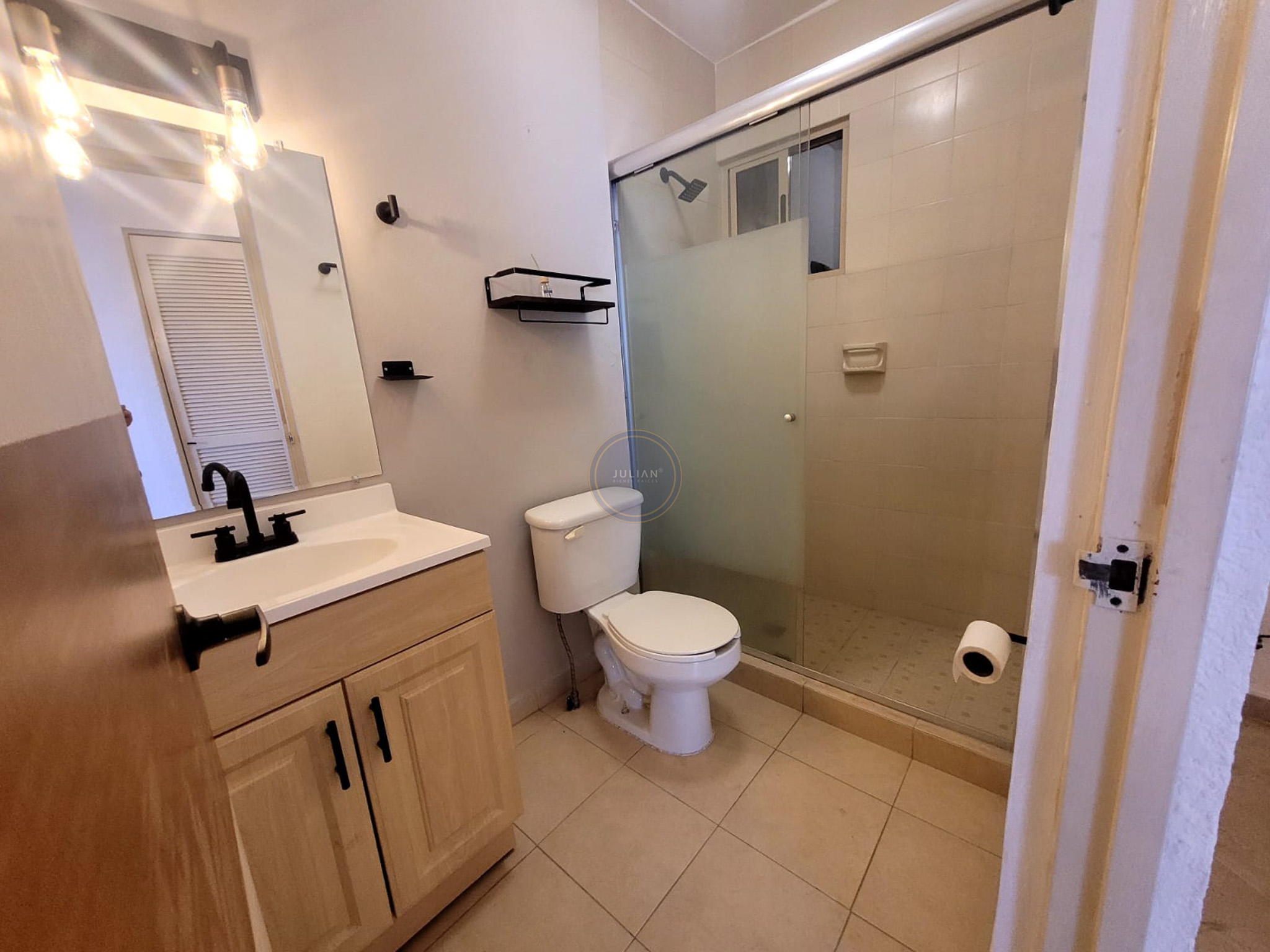 Departamento en Venta en Colinas de San Jeronimo (4)