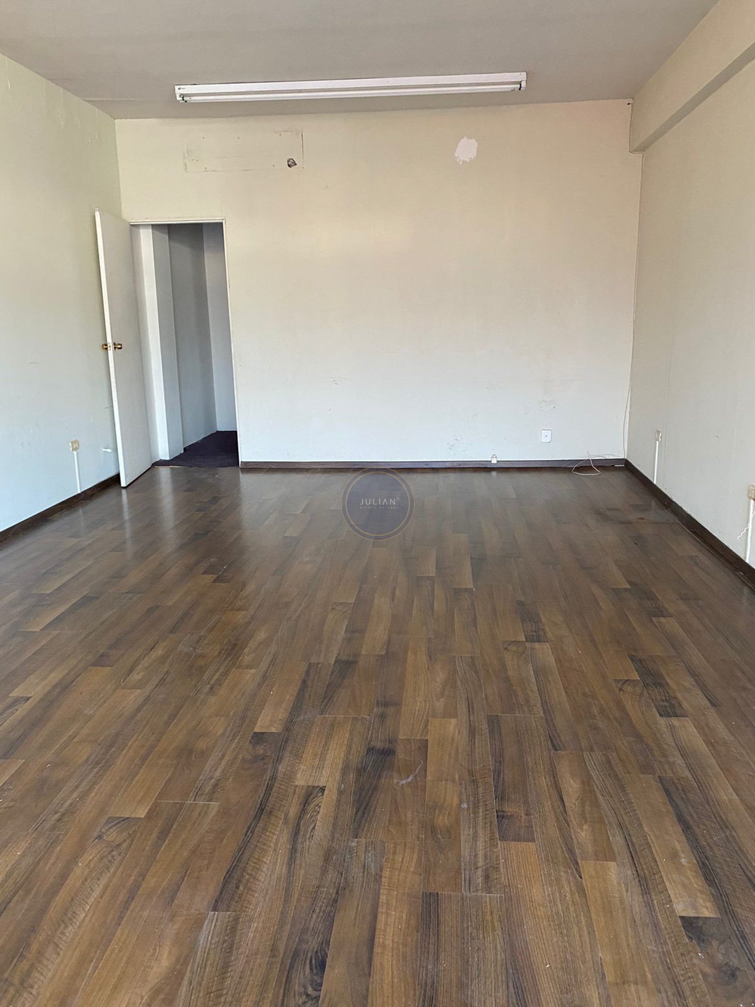 33bdeb68-f710-48b7-b8b8-9afa4c5b9833