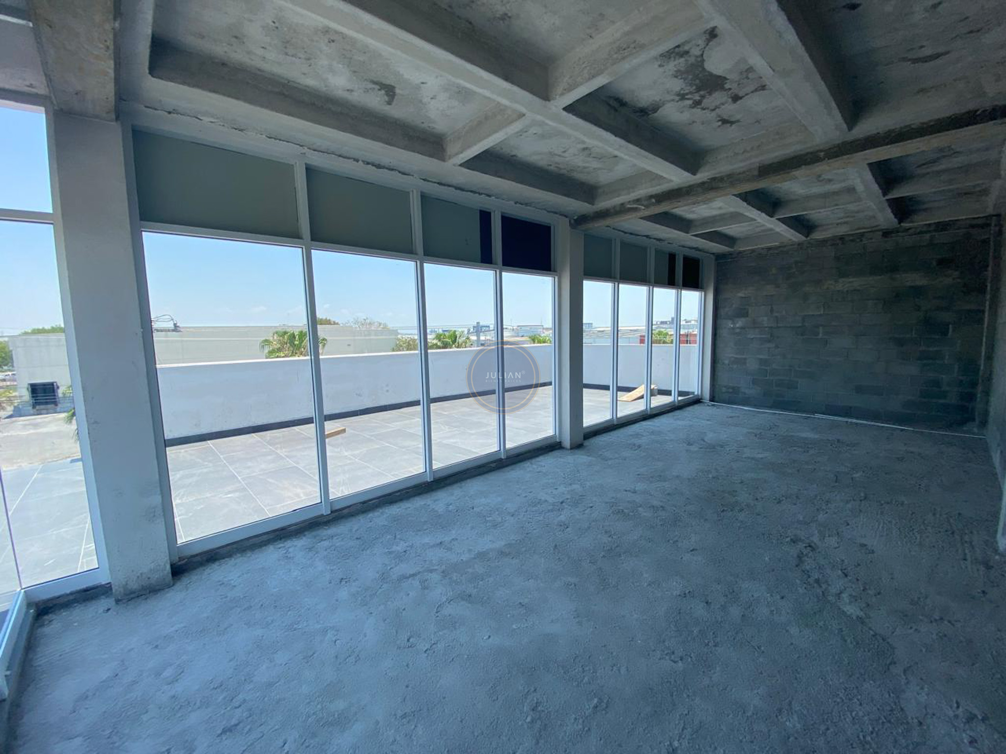 383b55a7-6a33-4372-92ff-c9b5e27aa577