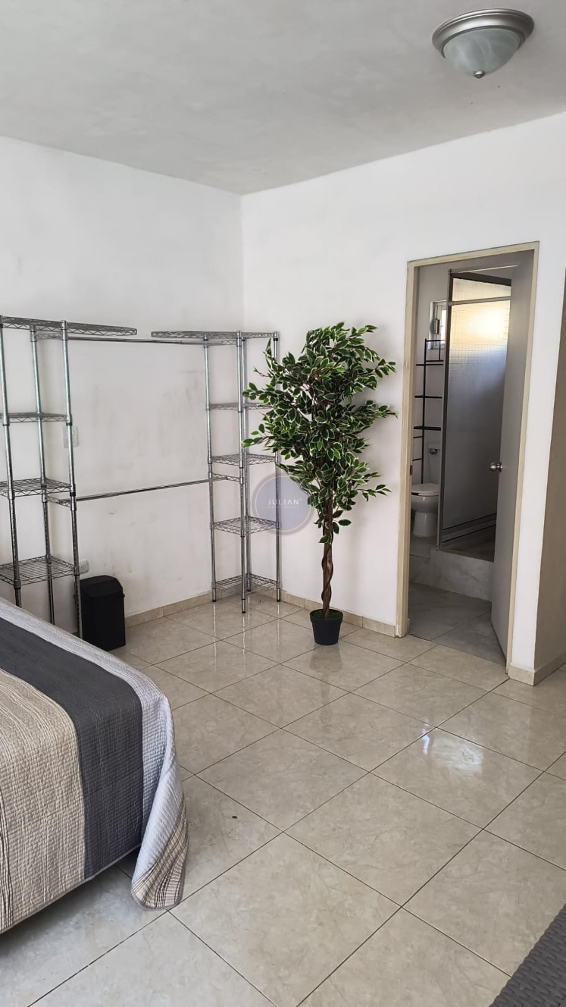 53bf87f3-327c-4adb-b596-5d0cf730dbd4