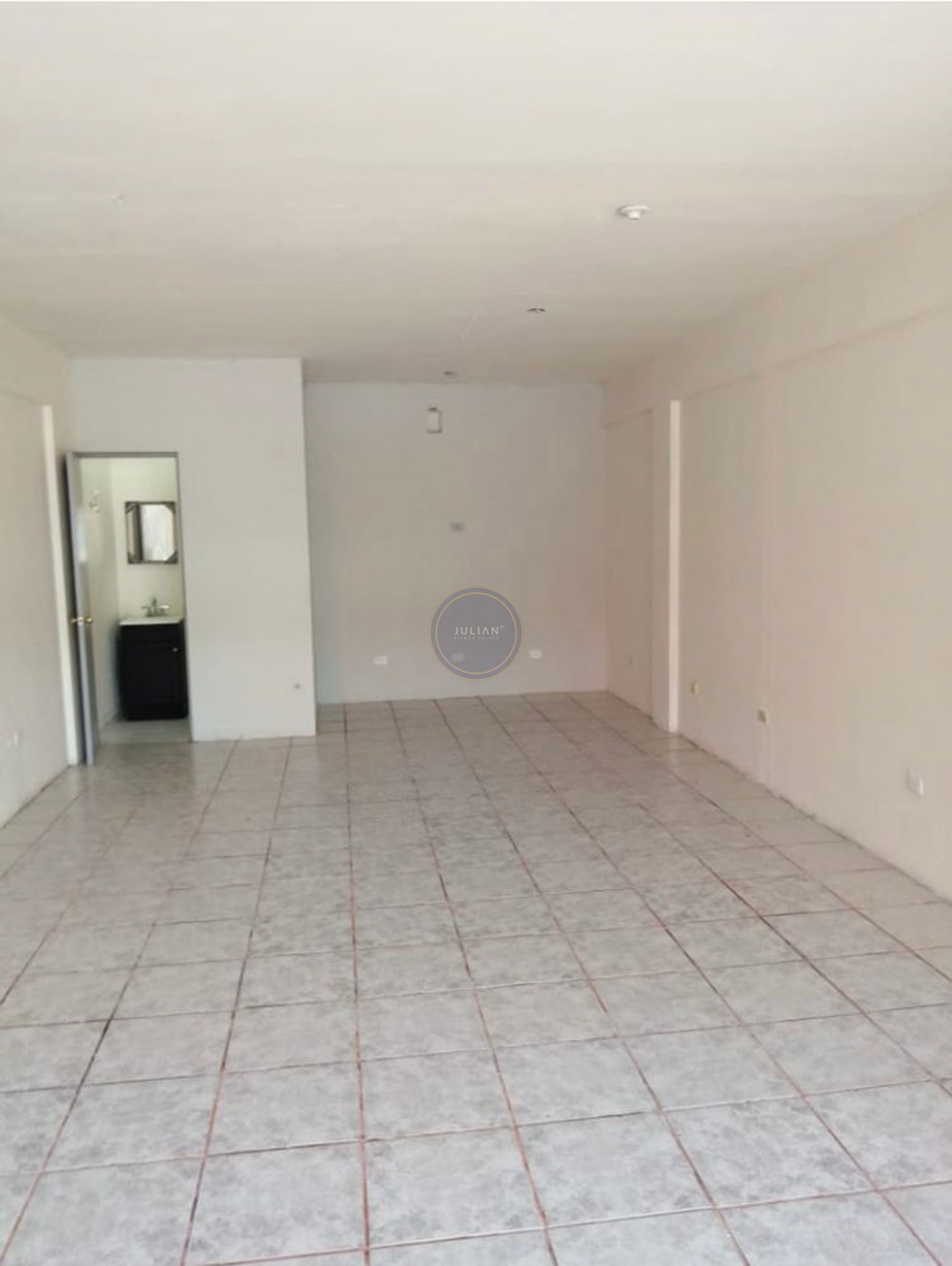 aeb8cab4-8ca3-4c38-b7d6-421dae32d7e1