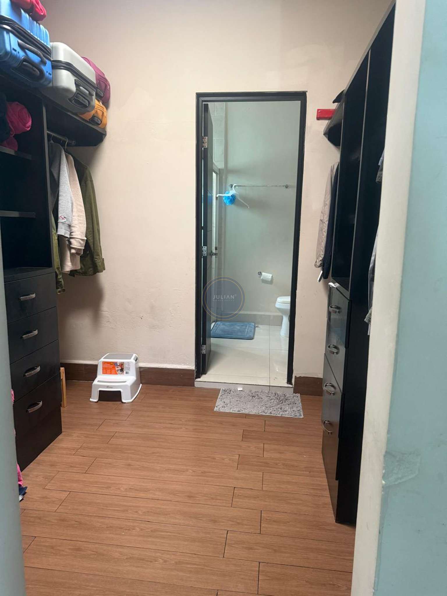 23d142a4-3ab3-4f3c-b8a0-5f585b6e0506