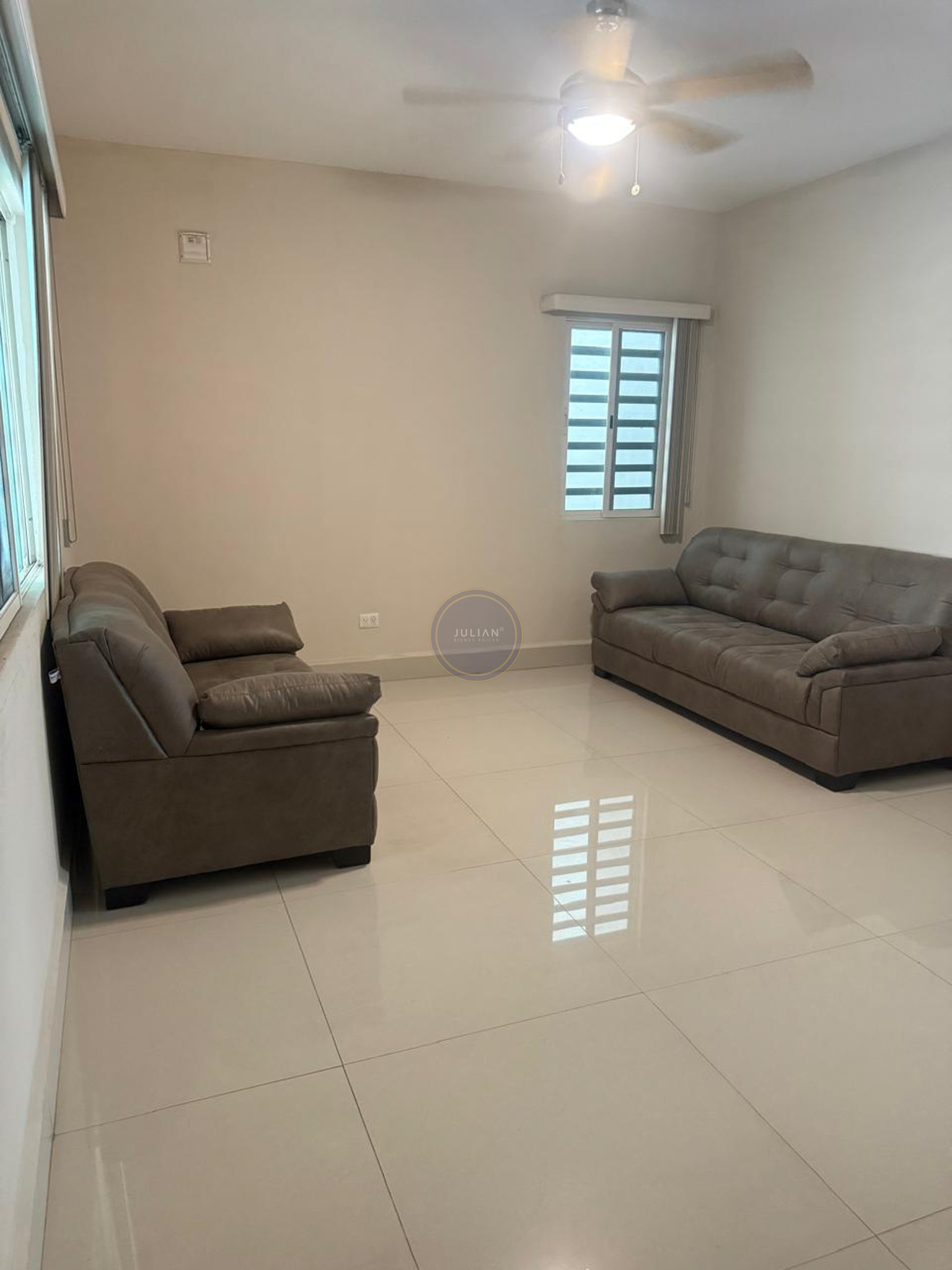 39950903-de66-49ae-981b-a96bde3691cb