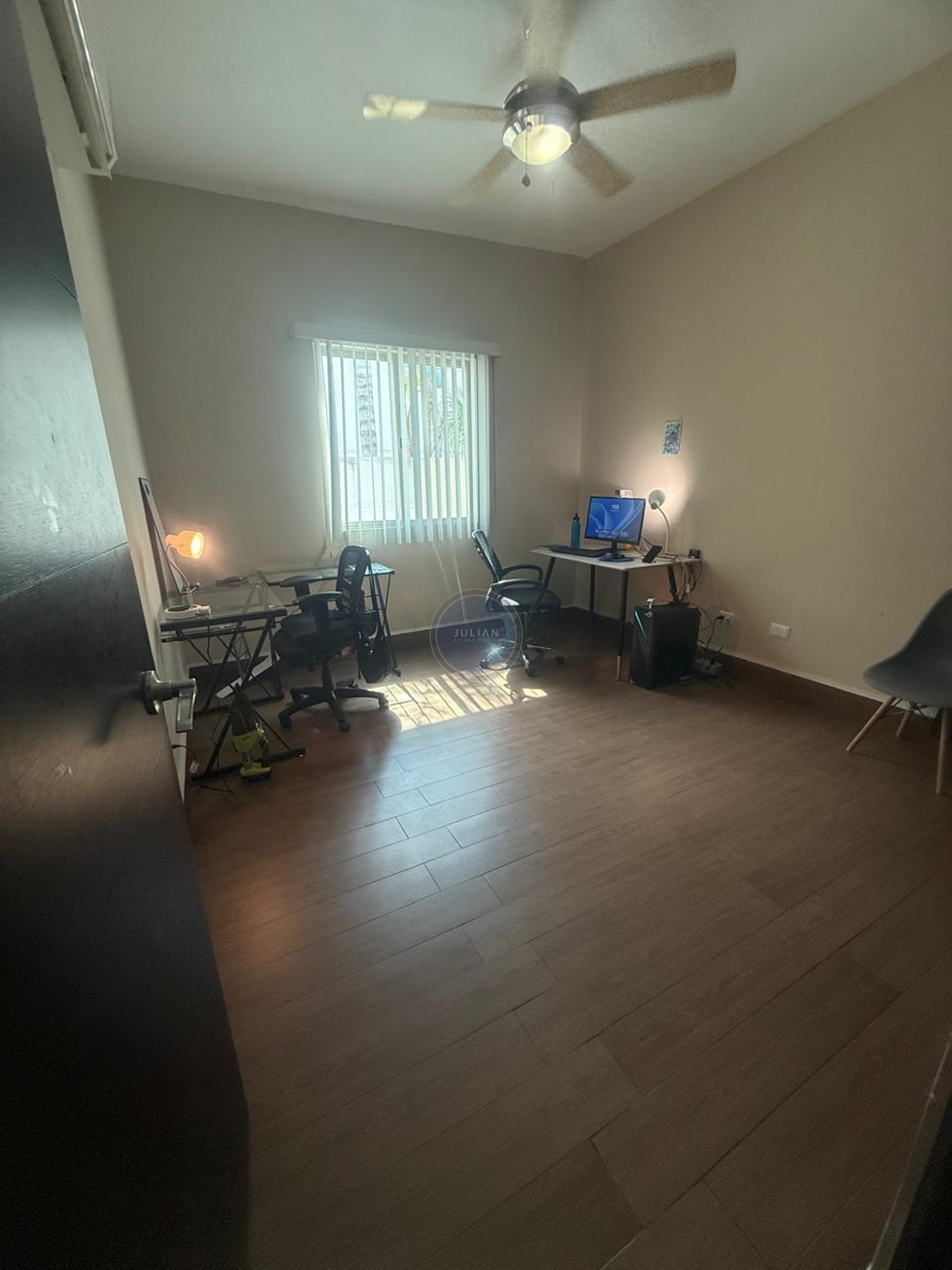 85b3e40d-9d88-4ef0-831e-aa08c1565e55