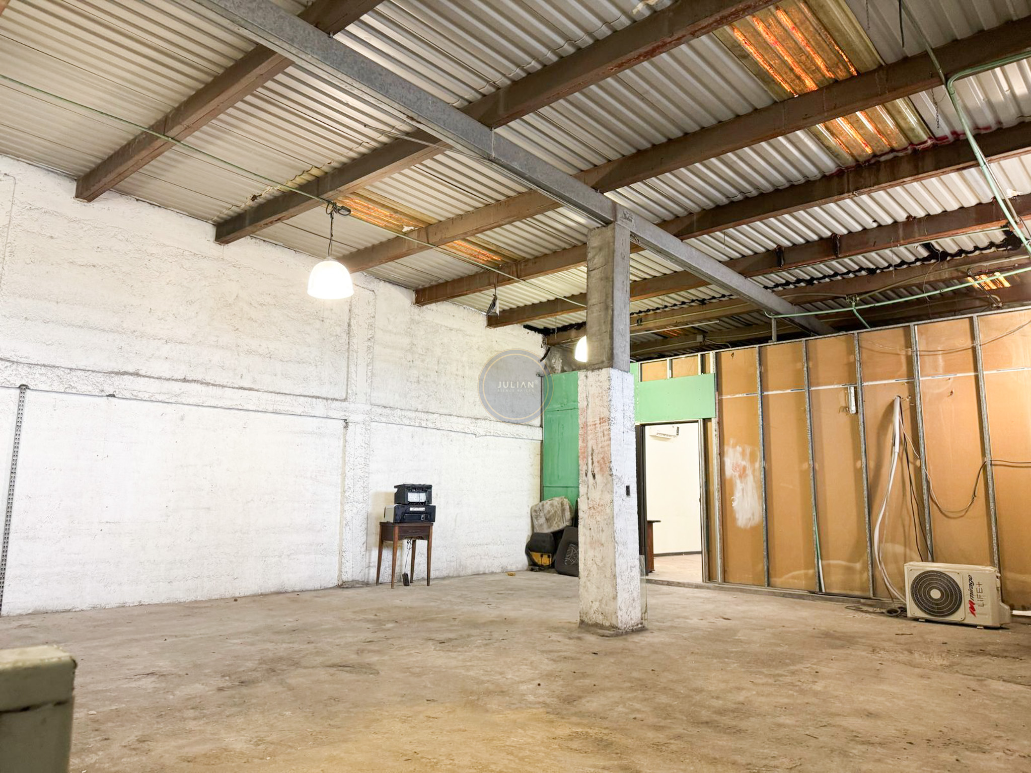 WhatsApp Image 2025-11-03 at 1.00