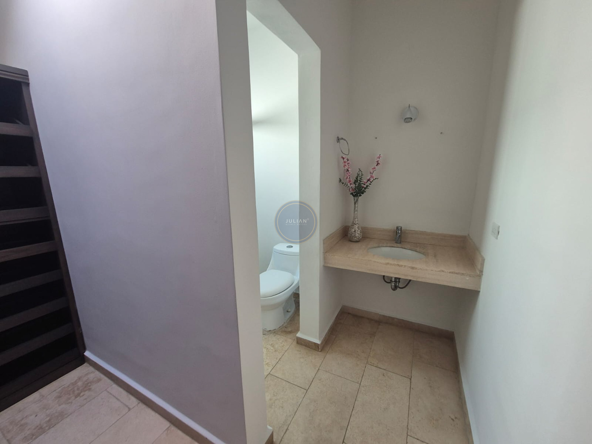 WhatsApp Image 2025-11-05 at 7.18