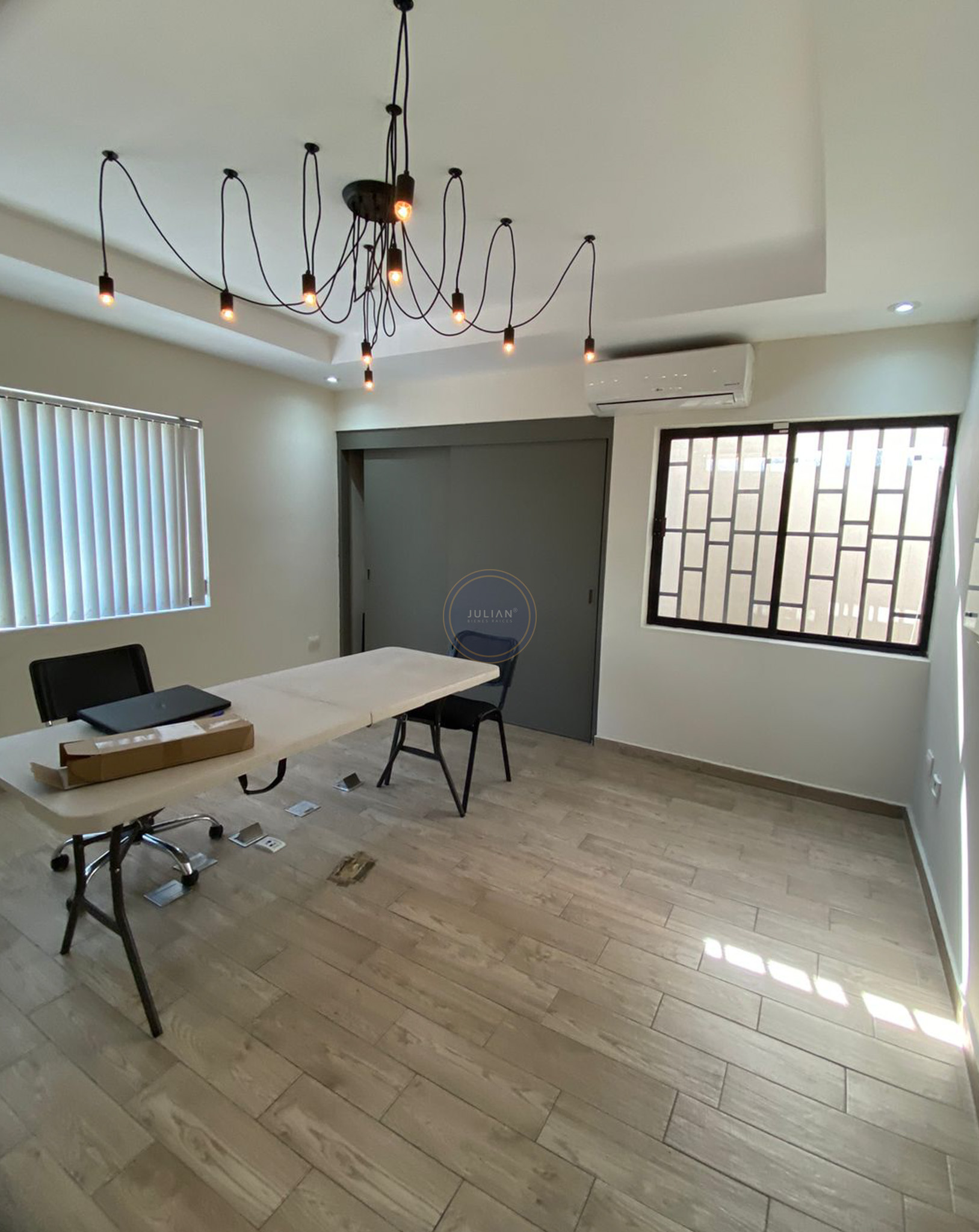 WhatsApp Image 2025-11-10 at 12.16