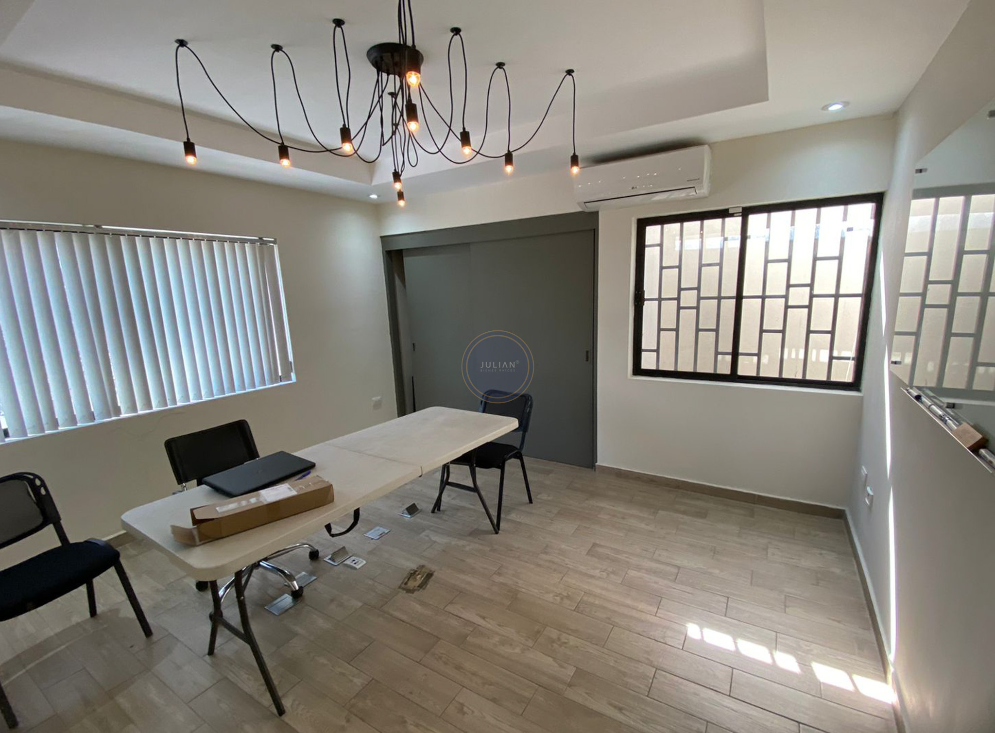 WhatsApp Image 2025-11-10 at 12.16