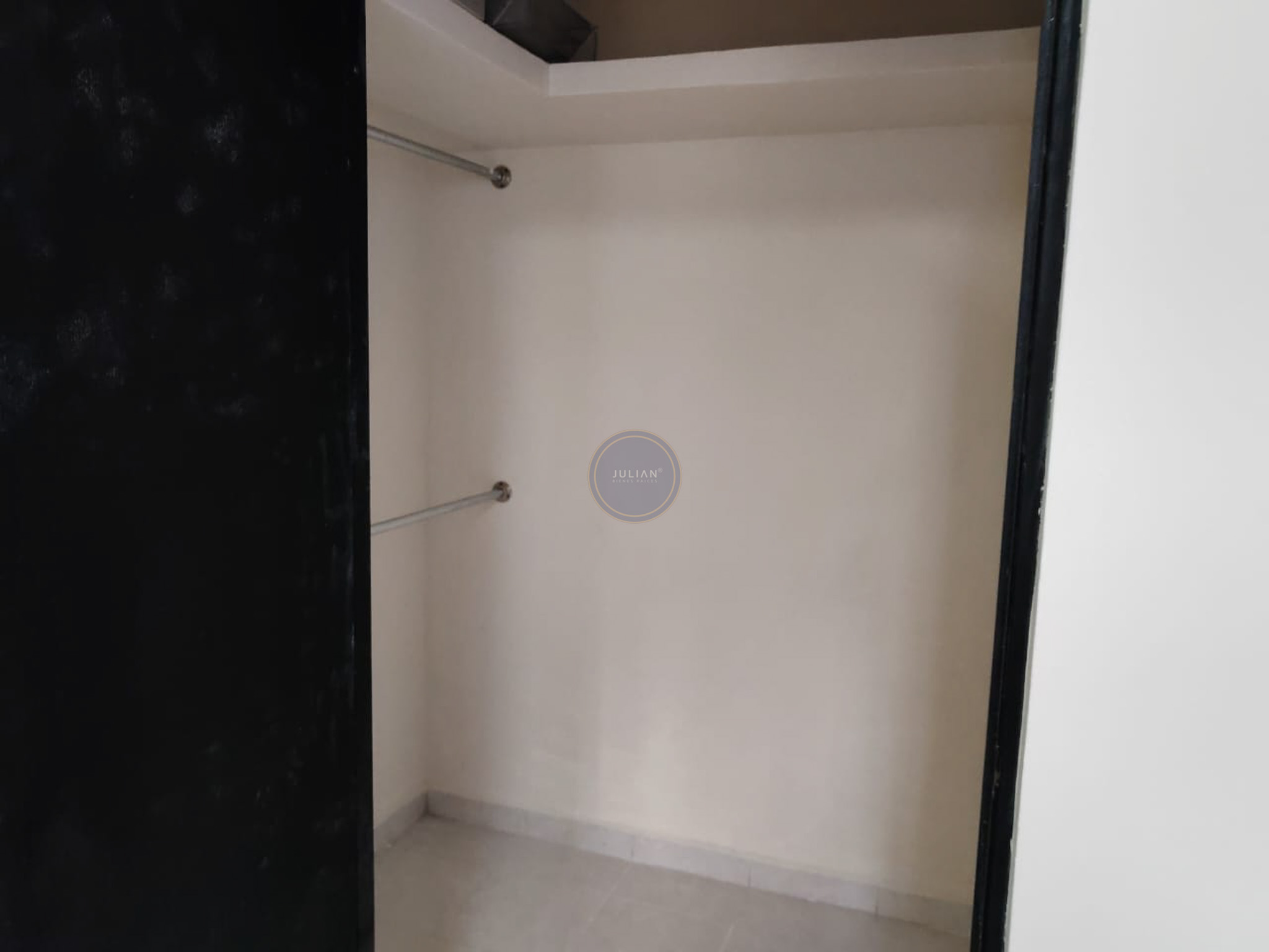 WhatsApp Image 2025-11-10 at 7.24