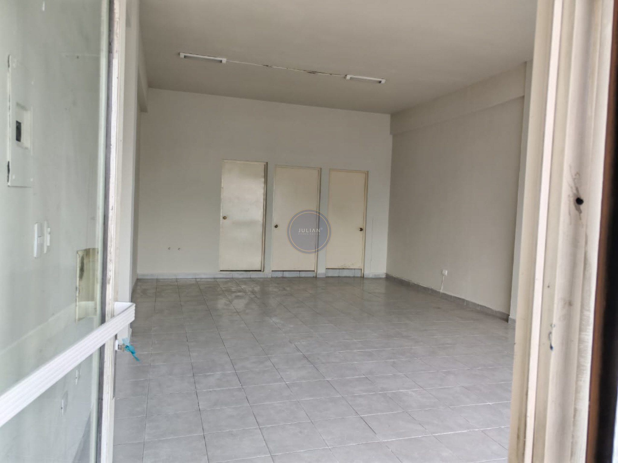 WhatsApp Image 2025-11-20 at 2.37