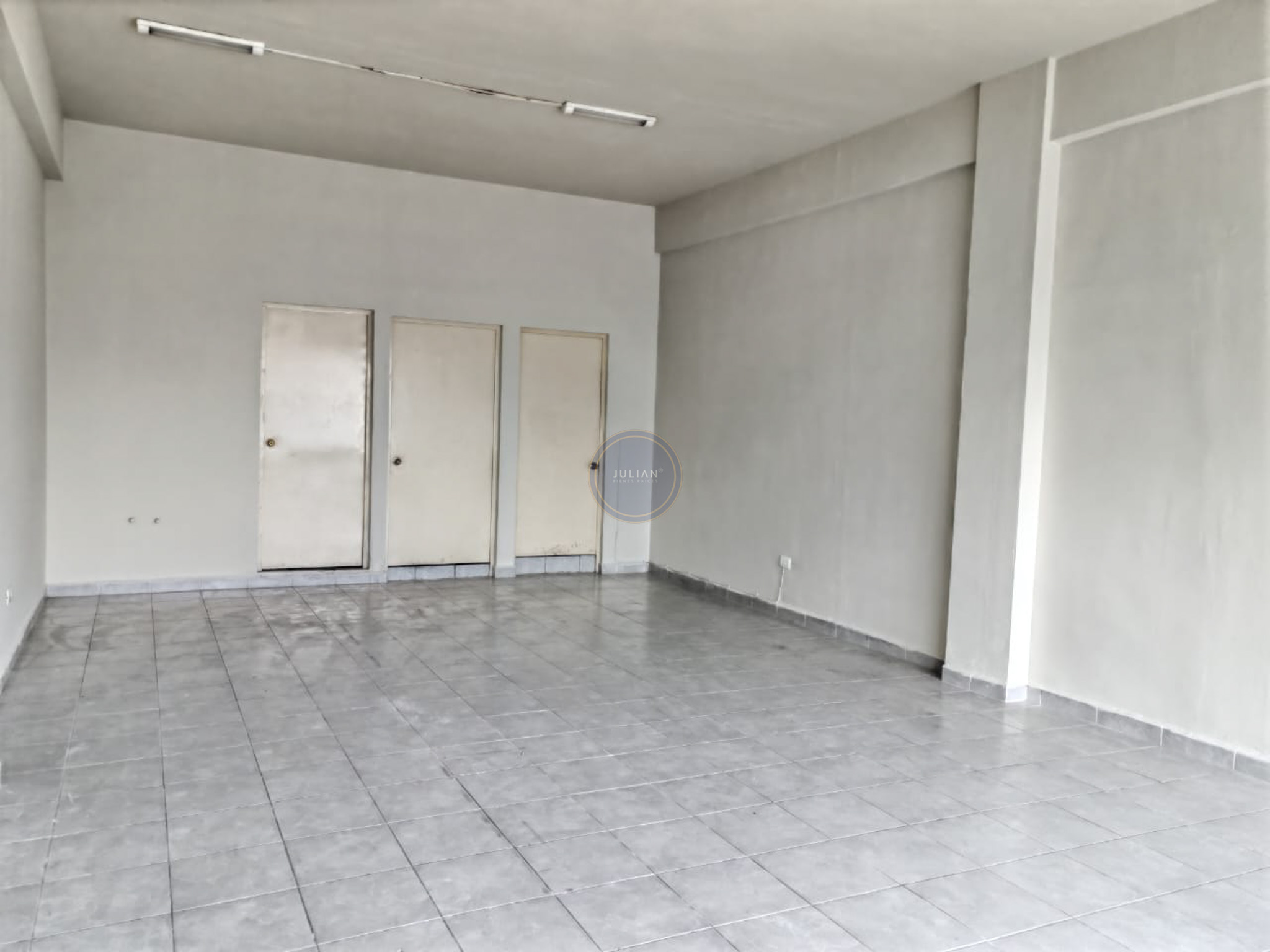 WhatsApp Image 2025-11-20 at 2.37