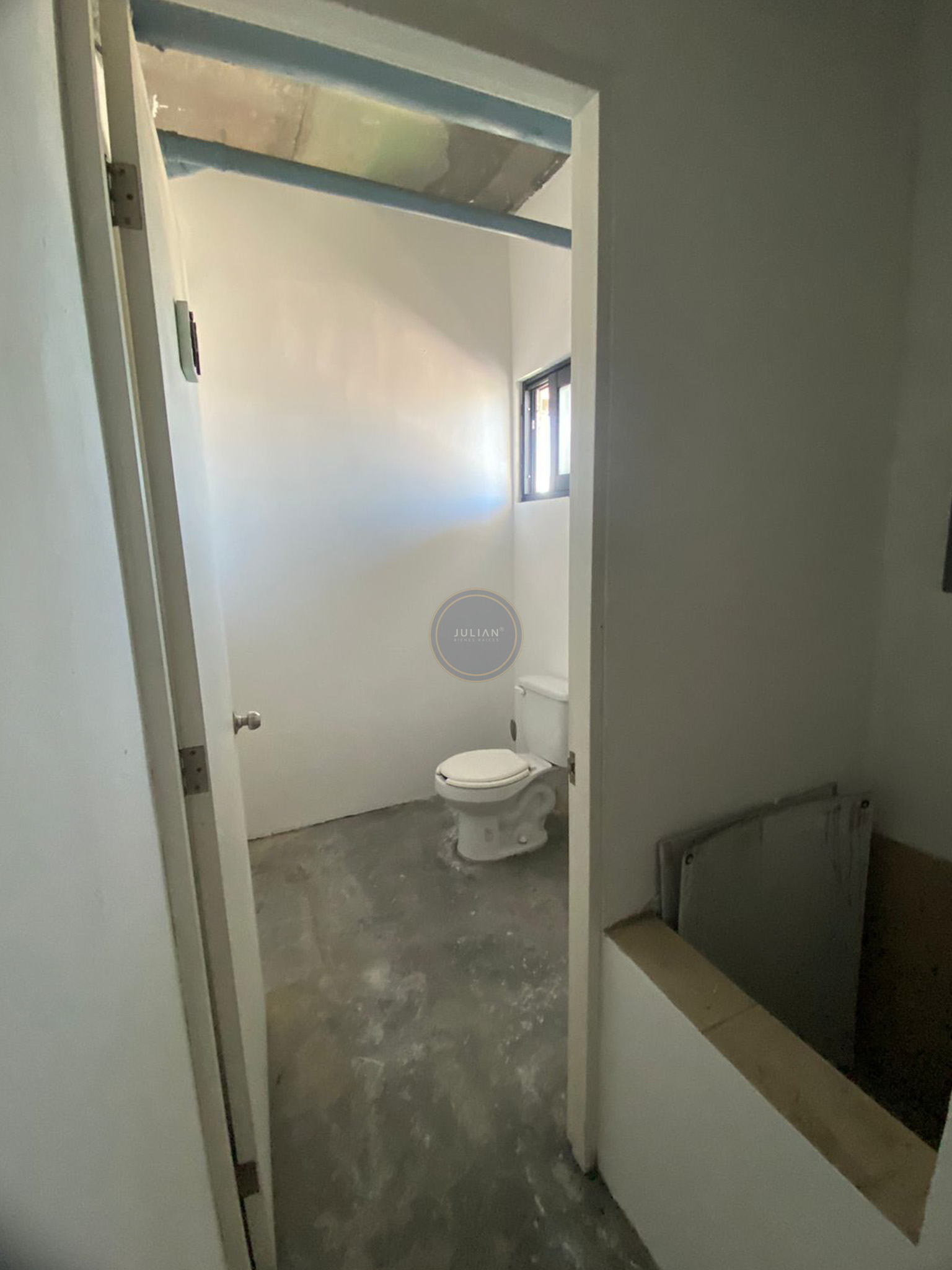 WhatsApp Image 2025-12-18 at 11.53