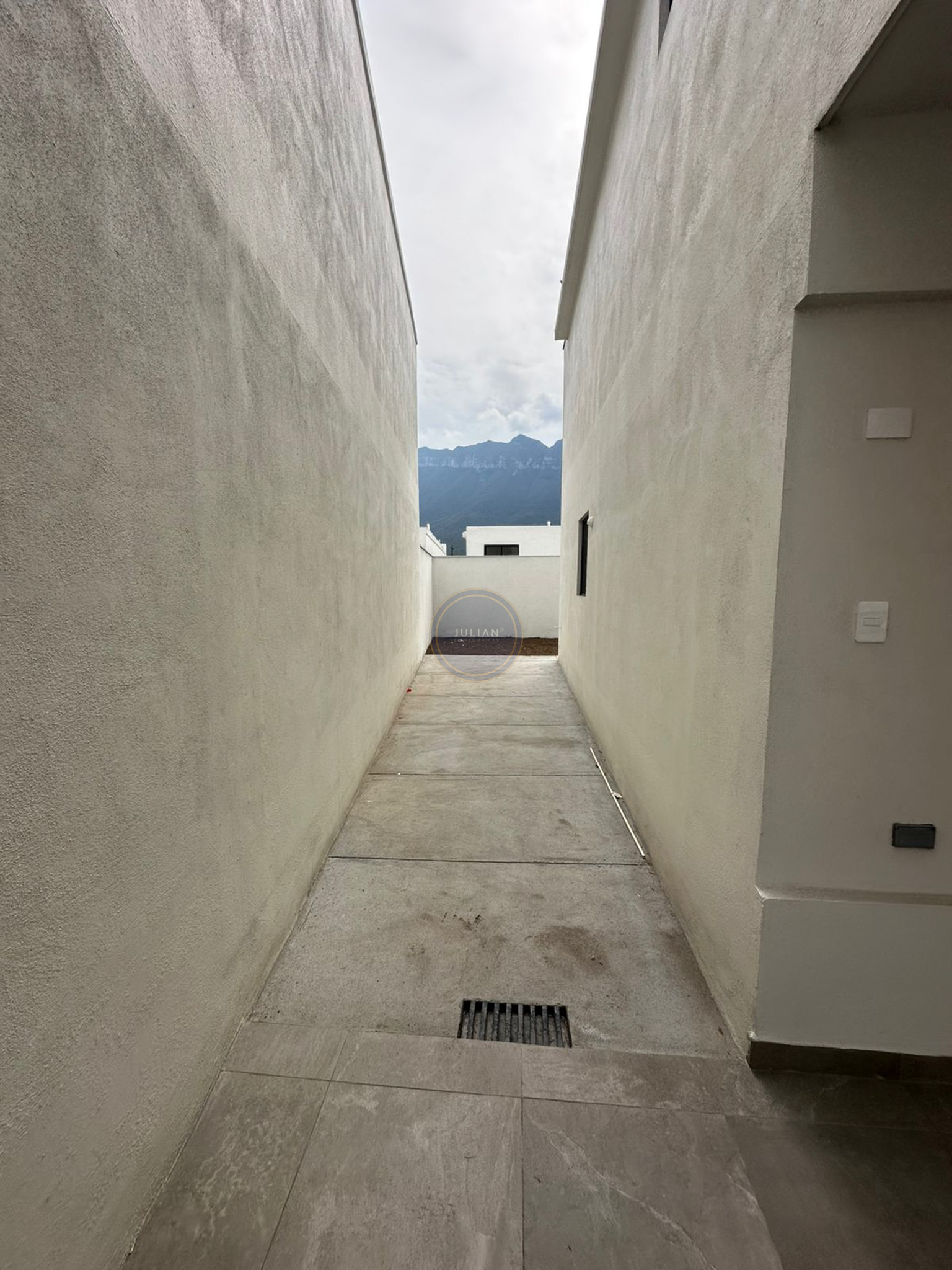 6cfcdcf6-fc22-42c7-902c-244948df1432