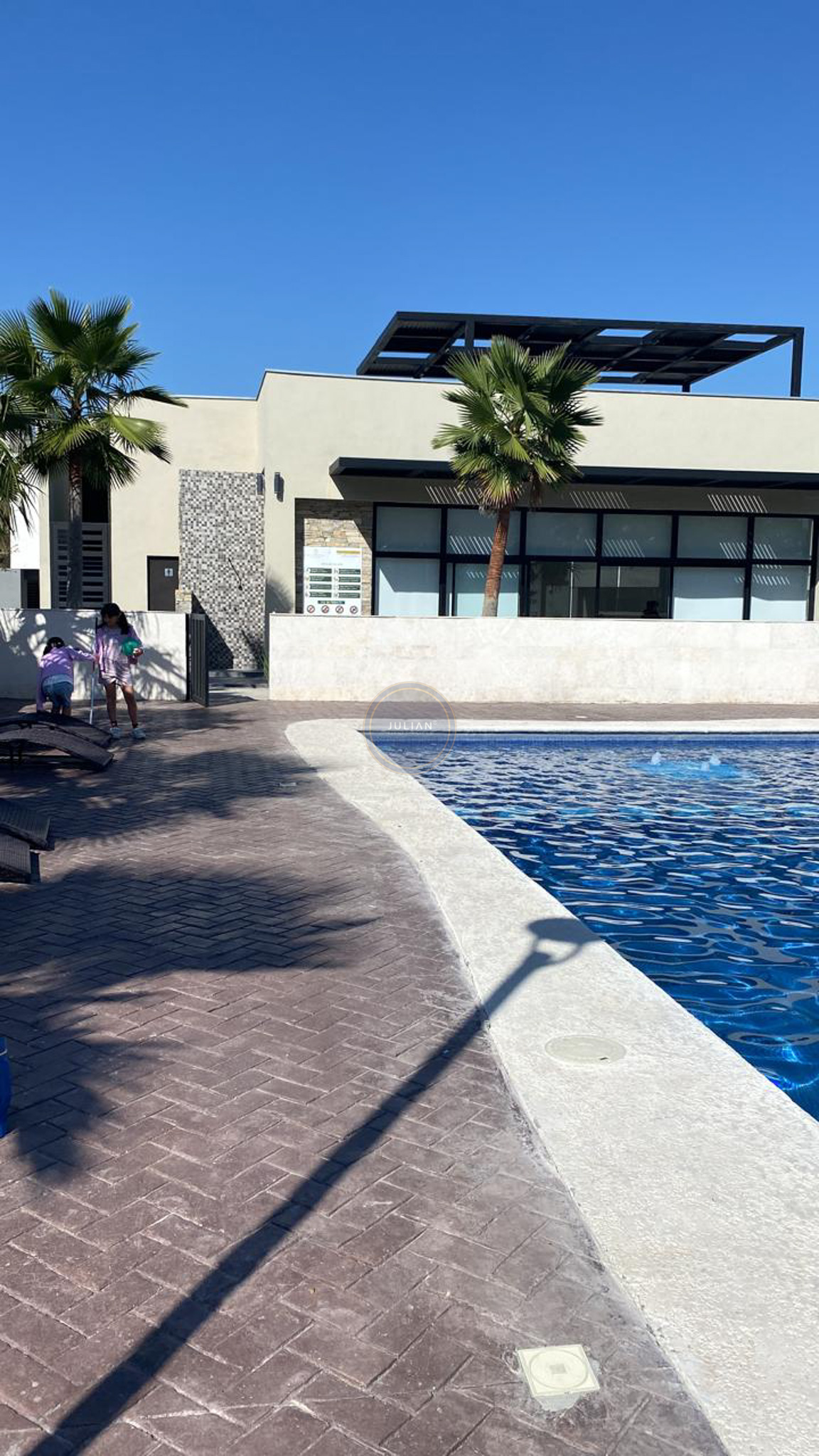 83e38822-7116-4a7f-aabb-73236152f647