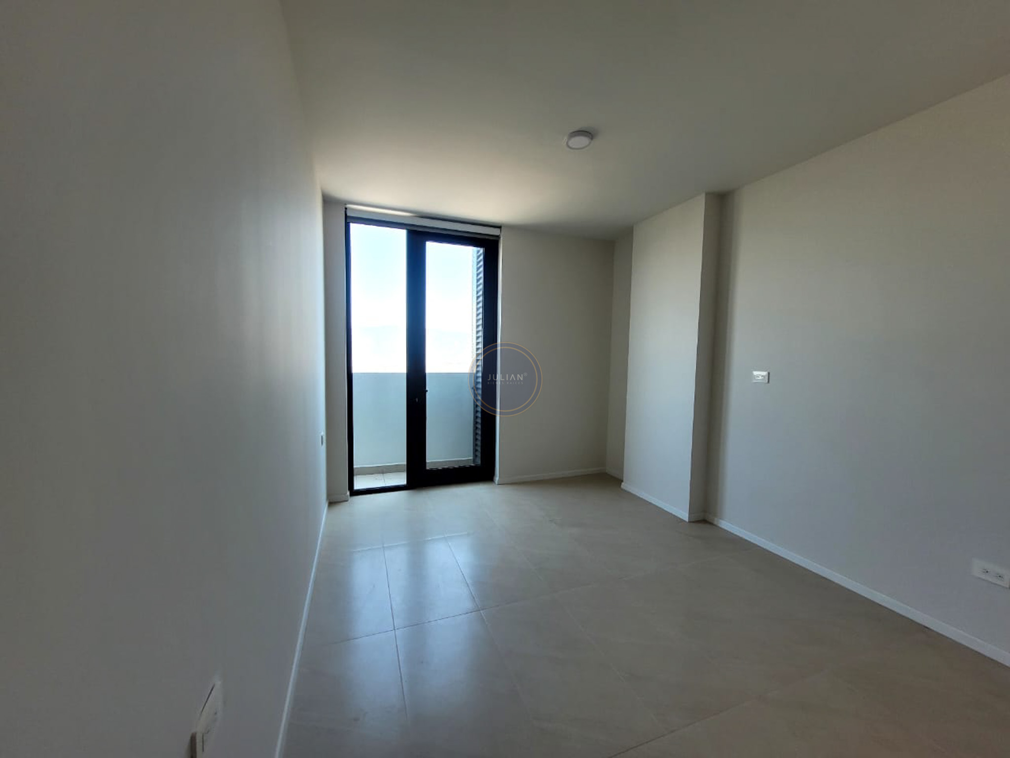 9d45ac82-1599-418d-919d-ba61d07eb166