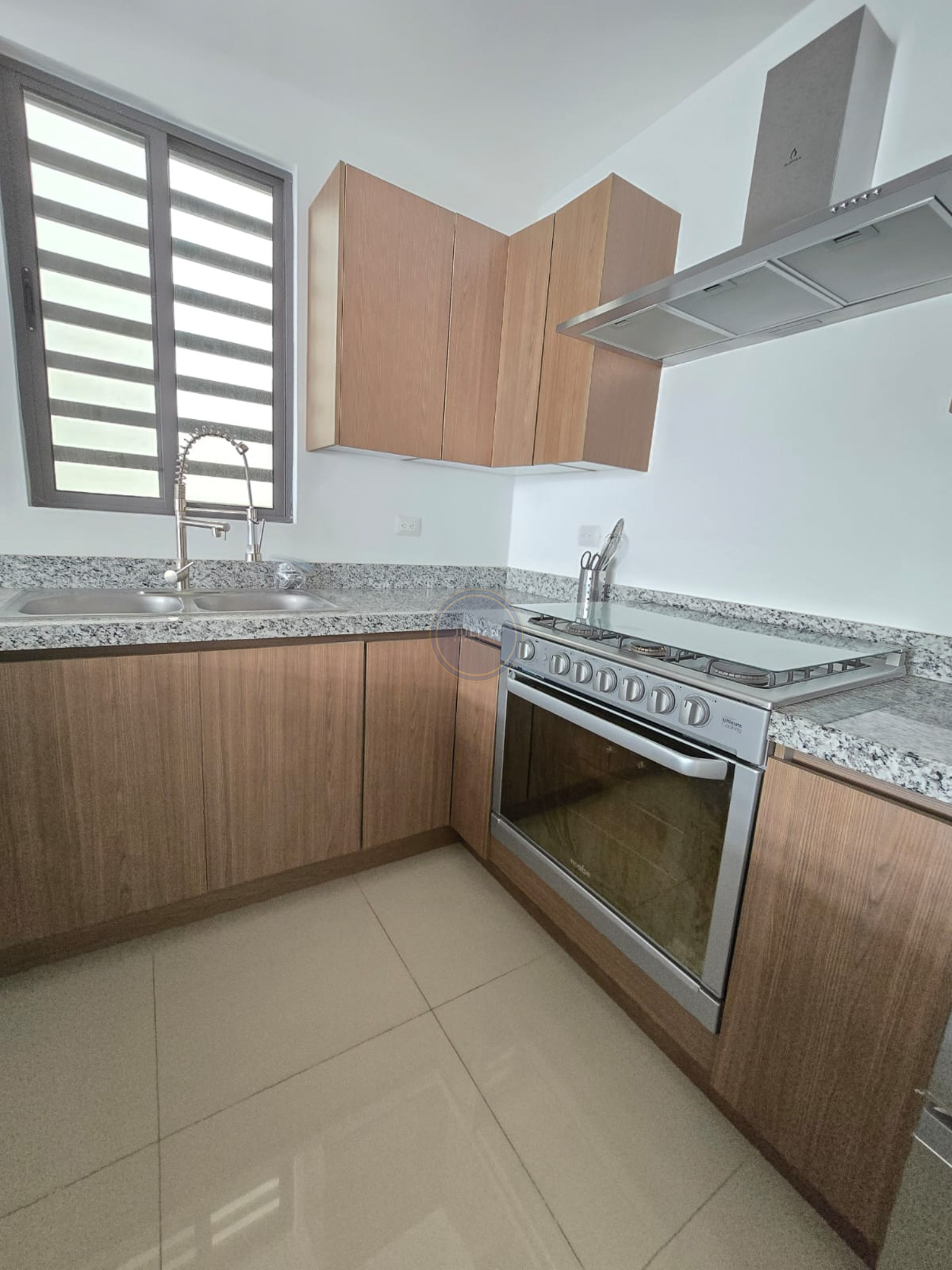 WhatsApp Image 2026-03-27 at 11.06