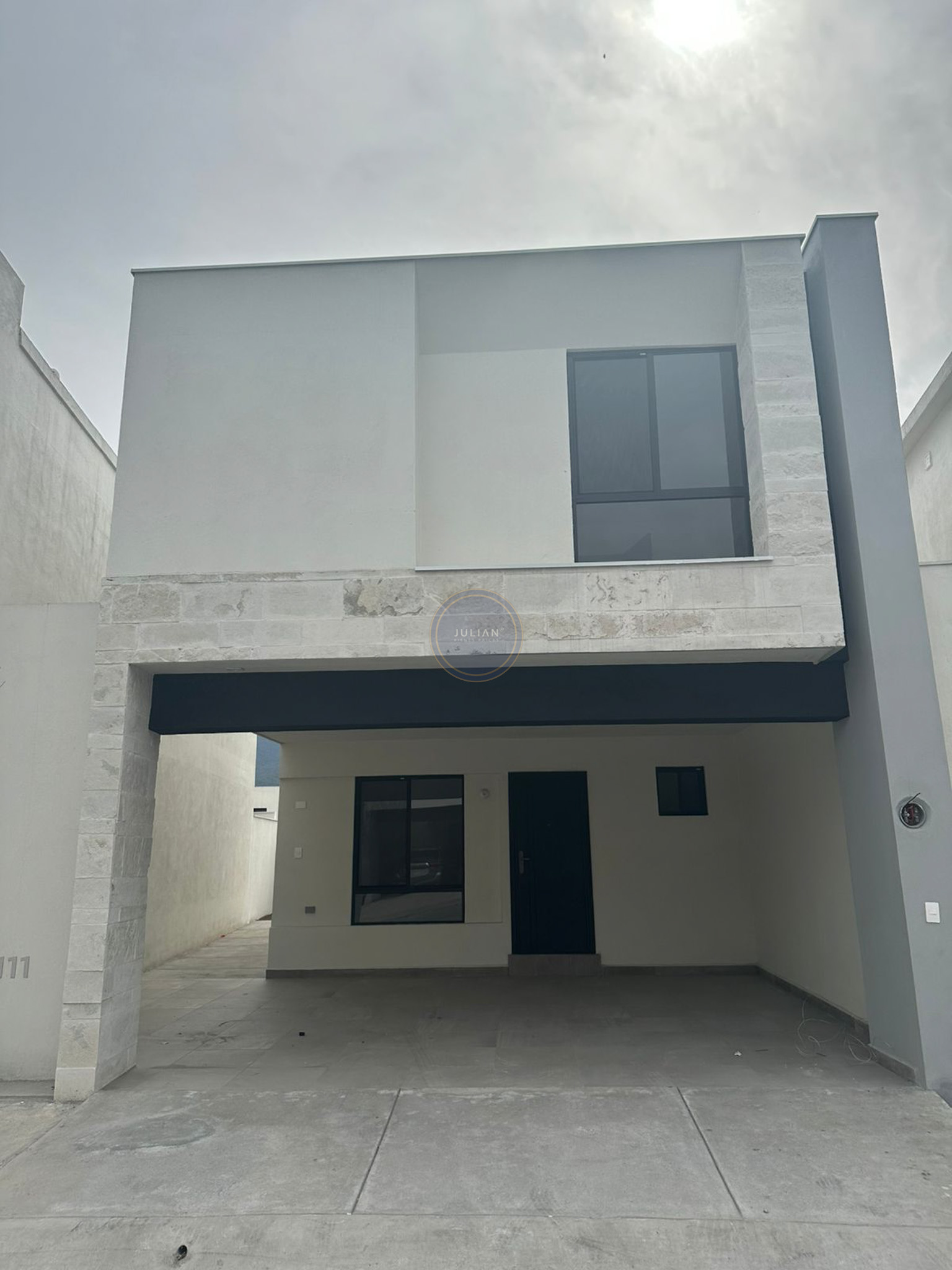 abb25892-d991-464f-a2c8-bd7328973e75