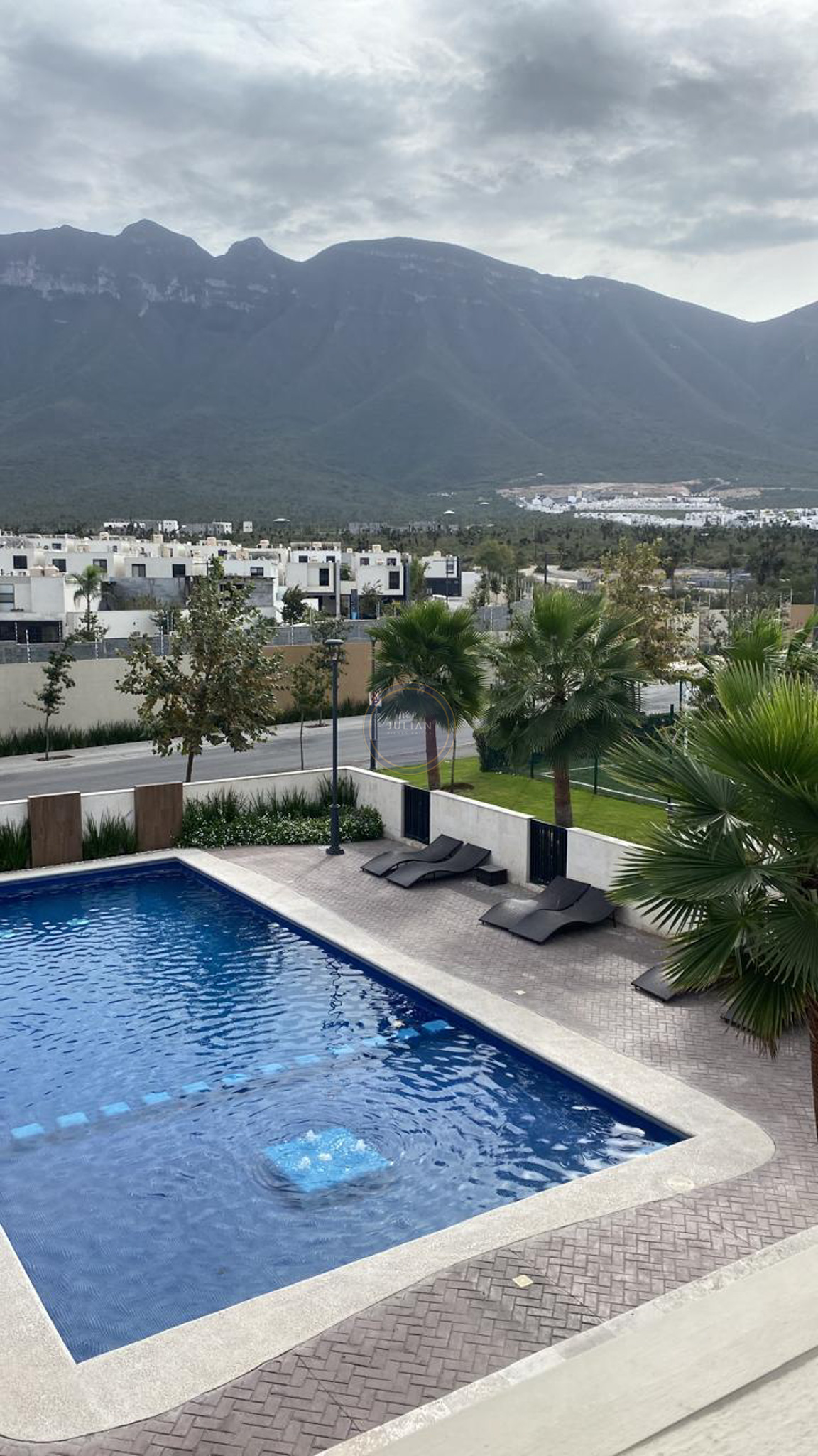 c2a45c79-e06a-4ac8-93ff-f41addb5c745