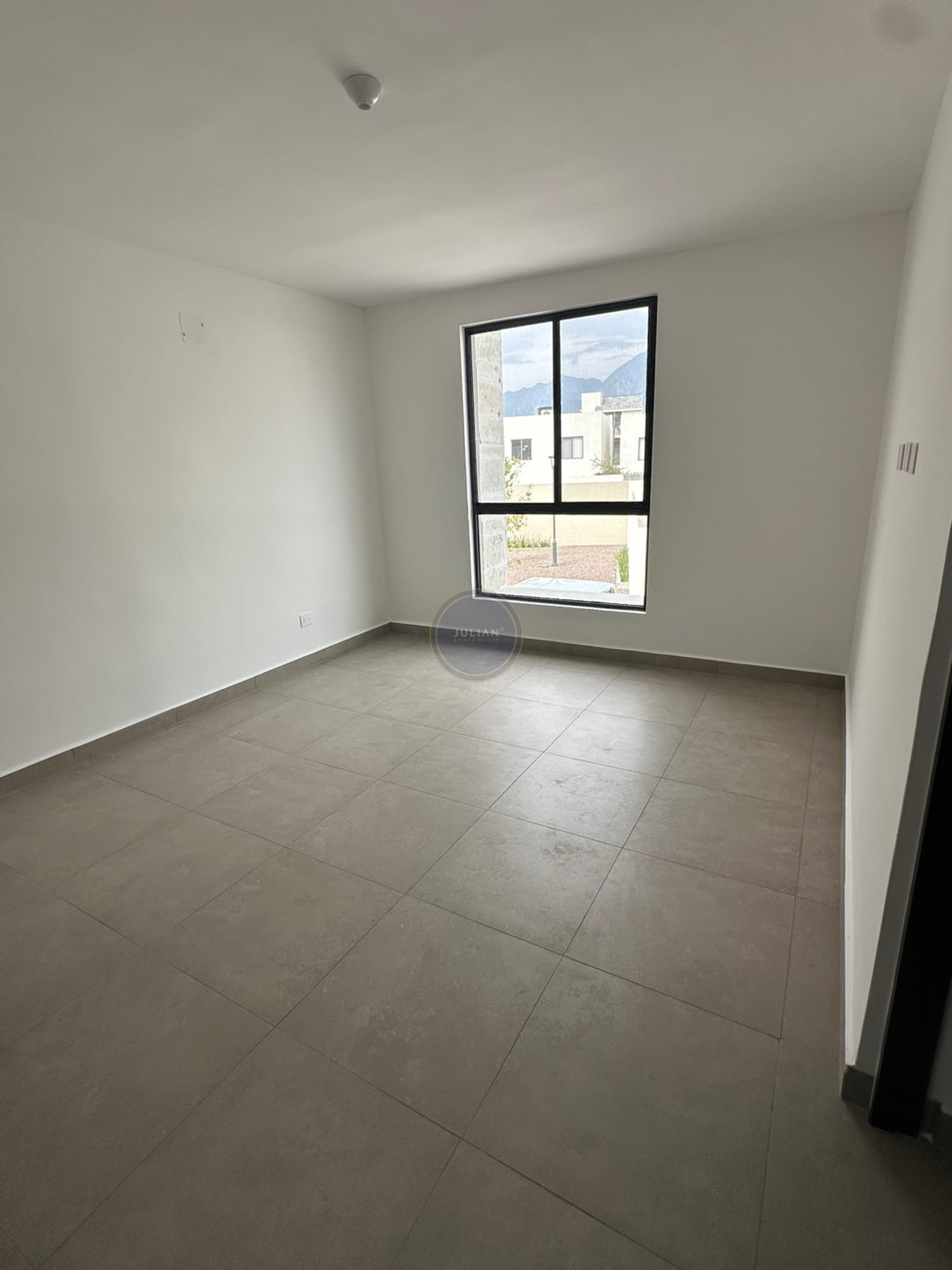 f3a96067-af76-4821-86e8-61232ad71e74